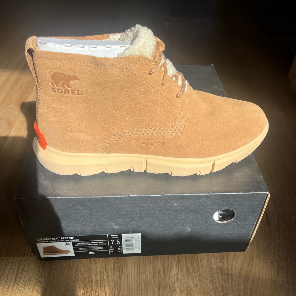 Sorel Women's Tan Waterproof Boots